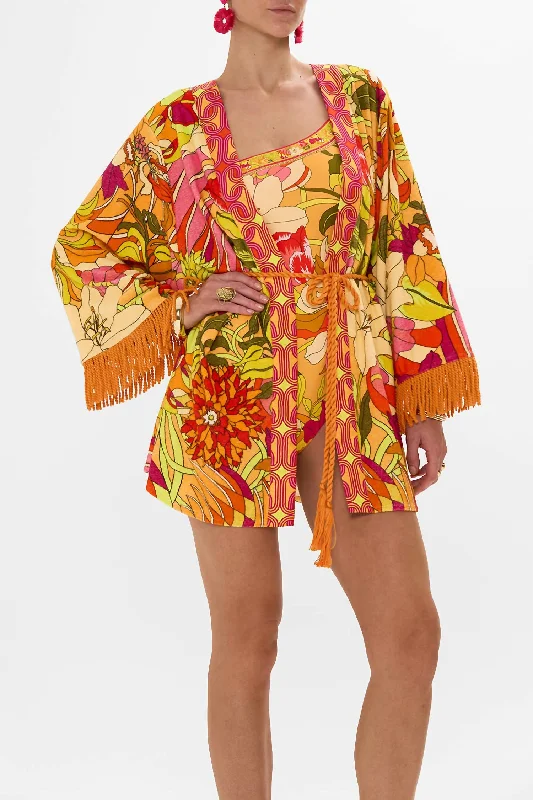 Short Kimono Wrap In The Flower Child Society