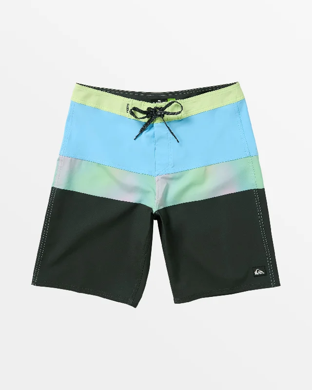 Surfsilk Panel 20" Boardshorts - Black