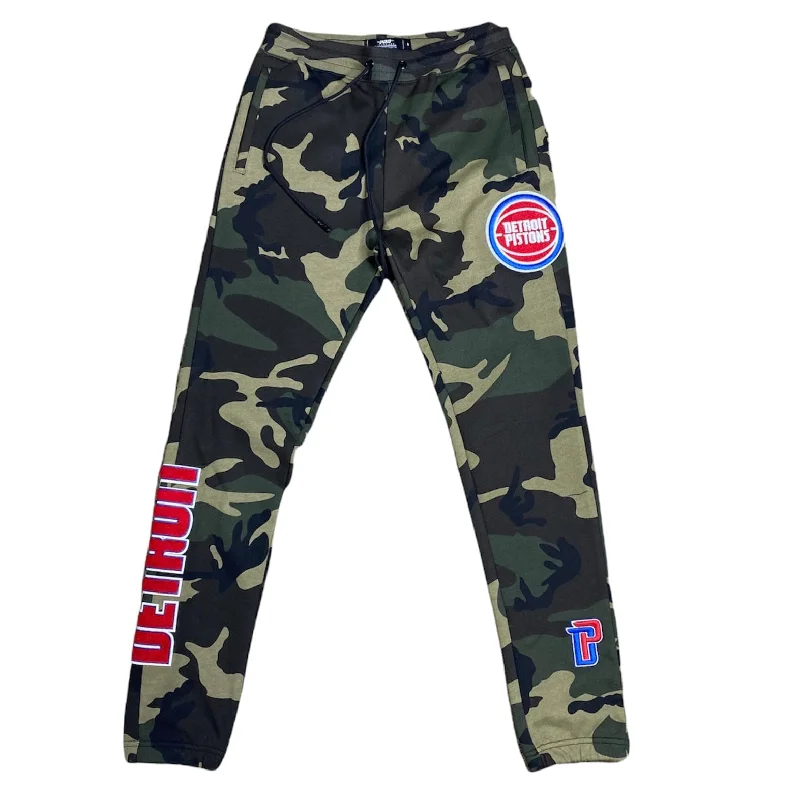 Pro Standard Detroit Pistons Logo Pullover Sweatpants (Camo) BDP453535-CAM